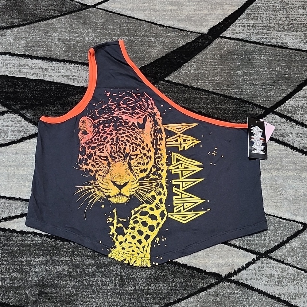 DEF LEPPARD GRAPHIC OMBRE LEOPARD RED TRIM ONE-SHOULDER ASYMMETRIC TANK-TOP